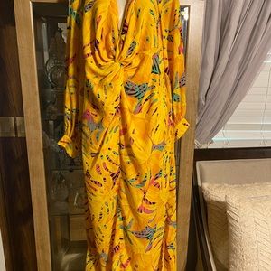 Plus Tropical Print Lantern sleeve dress